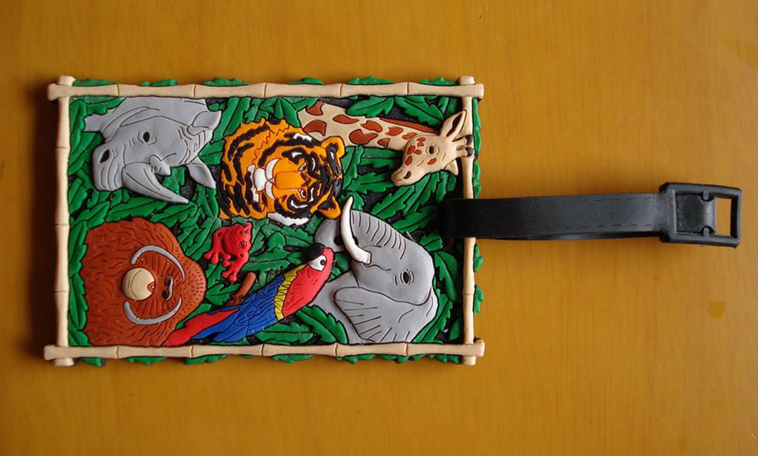 石河子博尼箱包CMS网站开发案例